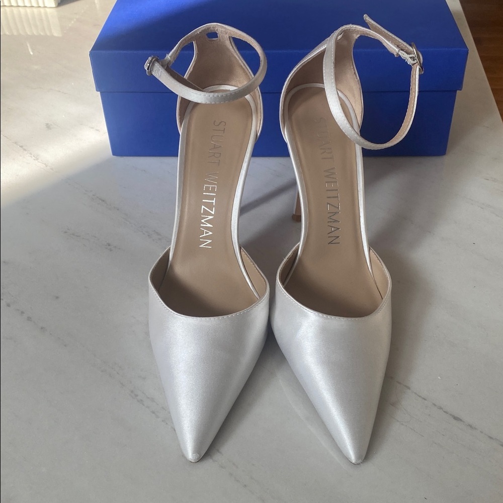 Stuart Weitzman 100 Pump - Picture 4 of 10